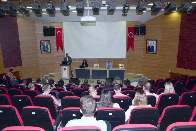 Kastamonu Üniversitesi’nde Darbeler Panelde Ele Alındı