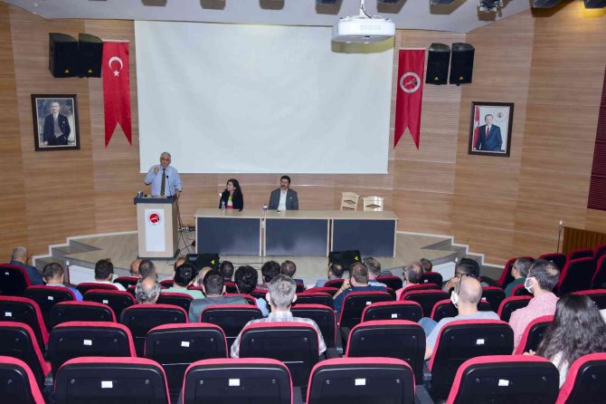 Kastamonu Üniversitesi’nde Darbeler Panelde Ele Alındı