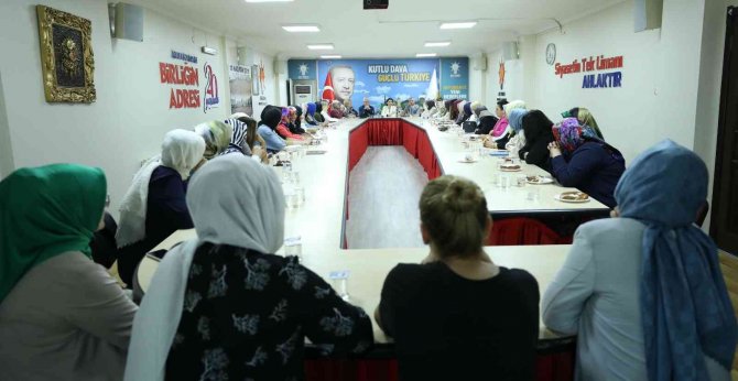 Başkan Büyükakın: "Her Mücadeleden Hamdolsun Alnımızın Akıyla Çıkıyoruz"