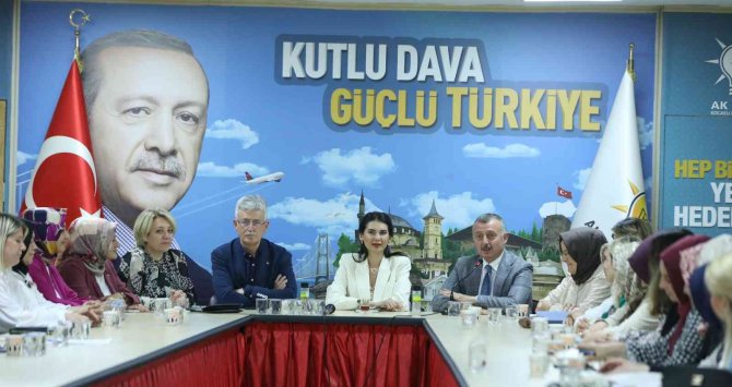 Başkan Büyükakın: "Her Mücadeleden Hamdolsun Alnımızın Akıyla Çıkıyoruz"
