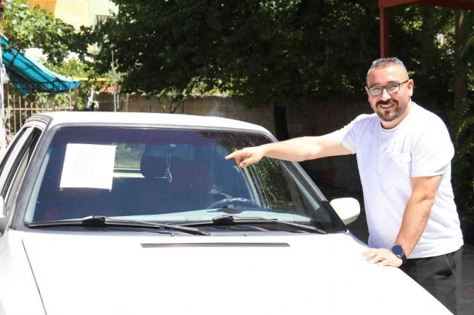Kayısı Talebine Yetişemeyince Aracını Kayısı İle Takas Etme Yoluna Gitti