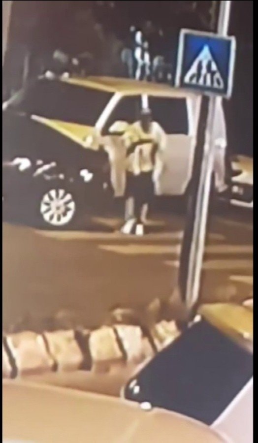 Maltepe’de Yere Düşen Cüzdanı Sahibine Vermek Yerine Alıp Uzaklaştı