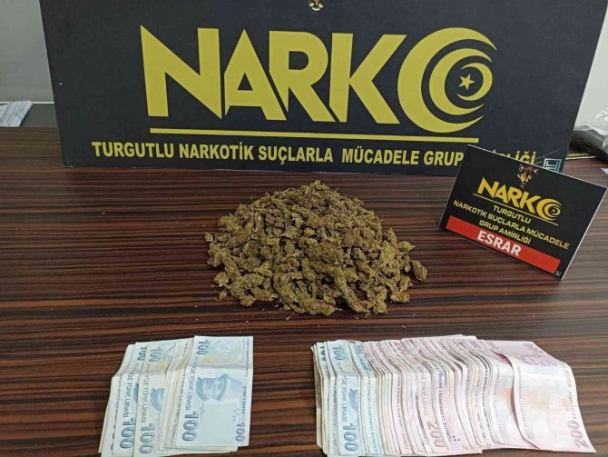 Araçlarında Uyuşturucuyla Yakalanıp Tutuklandılar