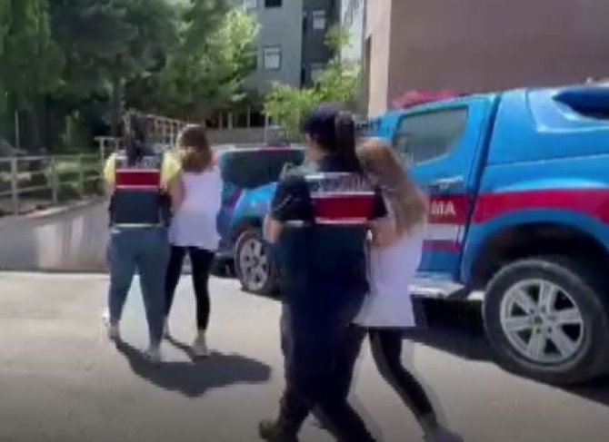 Gaziantep’te Kadınları Kullanarak Şantaj Yapan Örgüte Operasyon