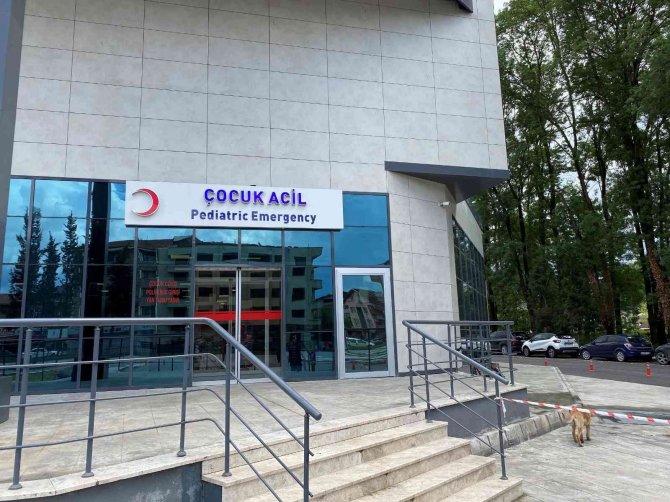 Sakarya’da Acı Olay: 6 Aylık Bebeğin Soluk Borusuna Mama Kaçtı