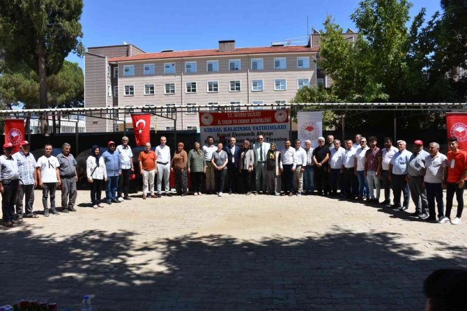 Üreticiler Yüzde 50 Hibe Destekli Tarım Makine Ve Ekipmanlarını Aldı