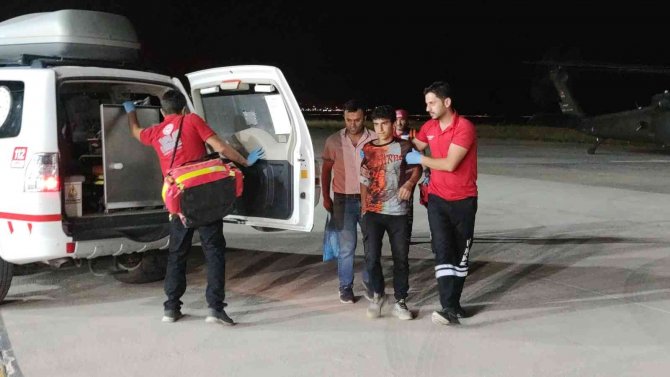 Polis Helikopteri 15 Yaşındaki Genç İçin Gece Havalandı