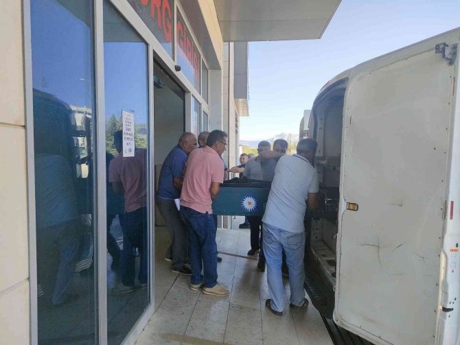 Satıp Otomobil Almayı Düşündüğü Motosikletle Karıştığı Kazada Arkadaşıyla Birlikte Hayatını Kaybetti