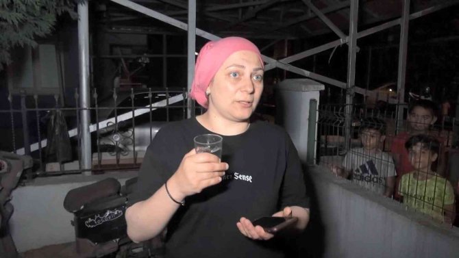 Oturdukları Balkon Çöken Çift Neye Uğradığı Şaşırdı