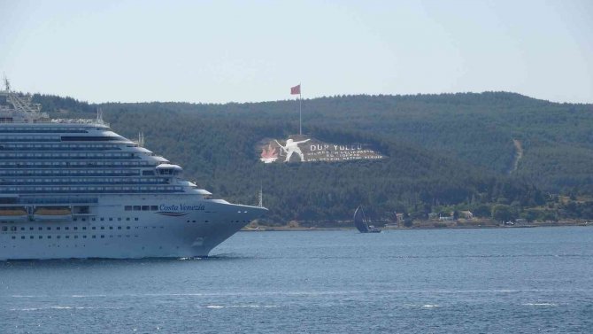 51. Deniz Kuvvetleri Kupası’nda Yarışmacılar Çanakkale Boğazı’ndan Geçiş Yaptı