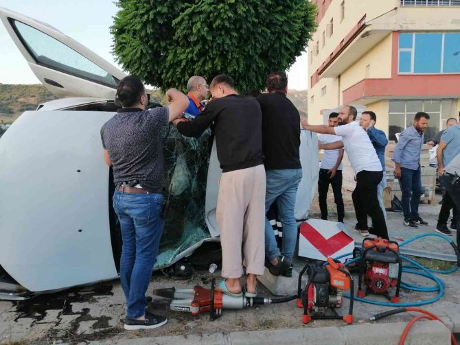 Bitlis’te Trafik Kazası: 4 Yaralı