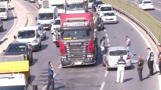 Şile Otoyolunda Zincirleme Trafik Kazası, Trafik Yoğunluğu Oluştu