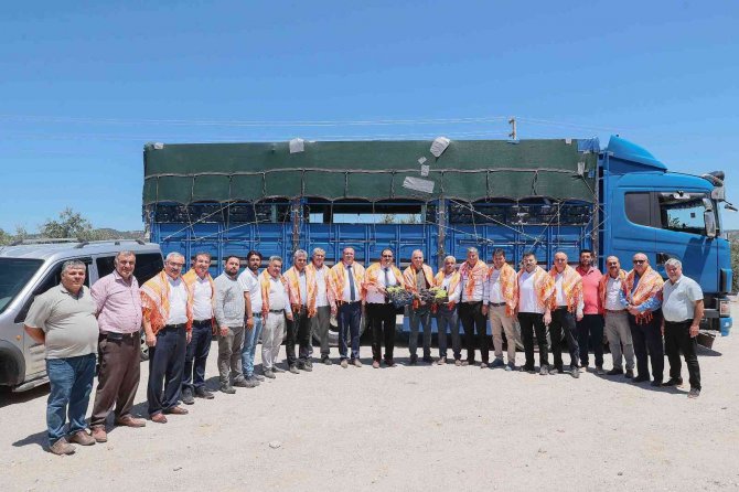 Büyükşehirin Örnek Projesi Tarla Günü İle Kutlandı