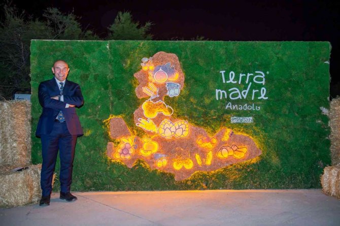 Başkan Soyer, ’Terra Madre Anadolu’yu Tanıttı