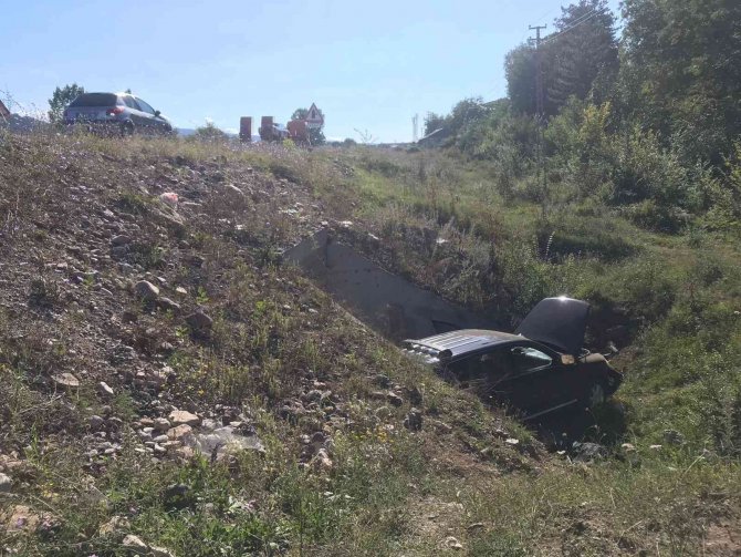 Cip Şarampole Yuvarlandı: 1 Ölü