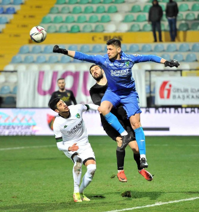İ̇smet Yumakoğulları, 5 Yıl Daha Kocaelispor’da