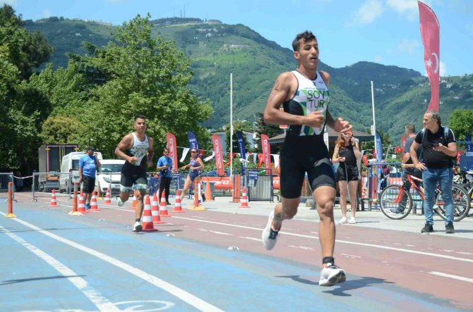 Ordu’da Triatlon Yarışları Başladı