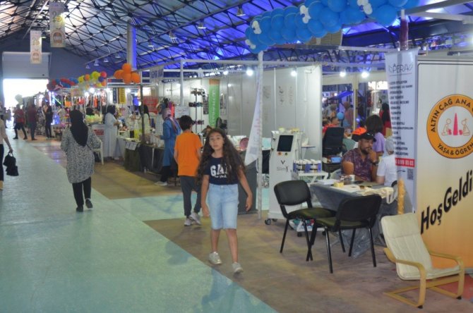 25’inci Kayısı Festivali Fuarına Yoğun İlgi