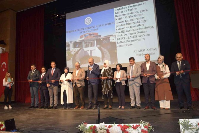 Kurtulmuş: "Güçlü Olmak, Her Alanda Büyük Güçlü Türkiye İdealine Sahip Olmaktan Geçiyor"