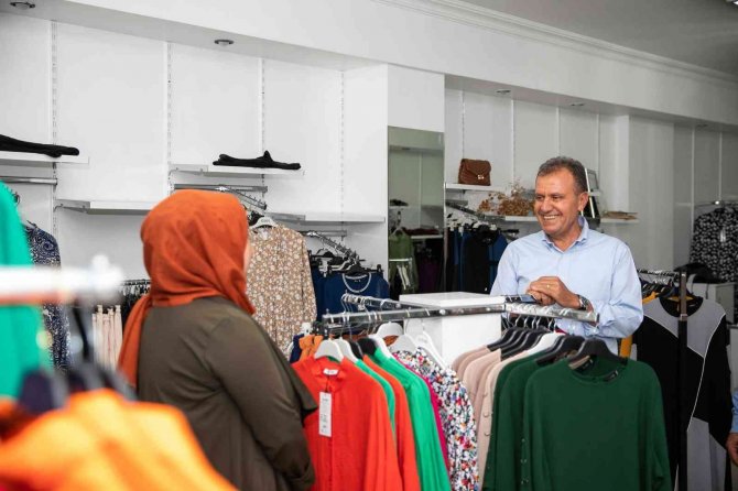 Başkan Seçer, Silifke’de Esnafın Sorun Ve Taleplerini Dinledi