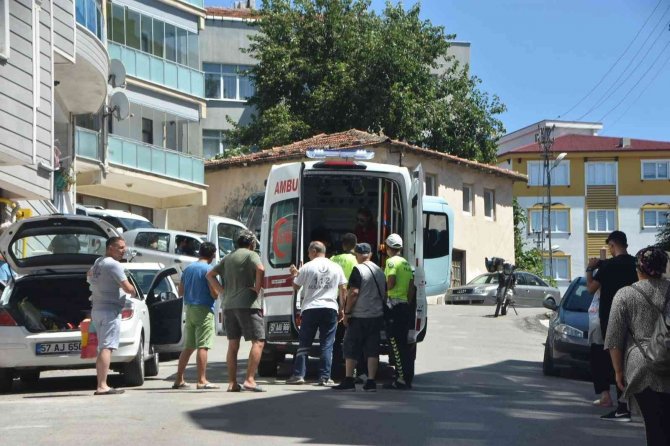 Önüne Aniden Çıkan 5 Yaşındaki Çocuğa Çarptı