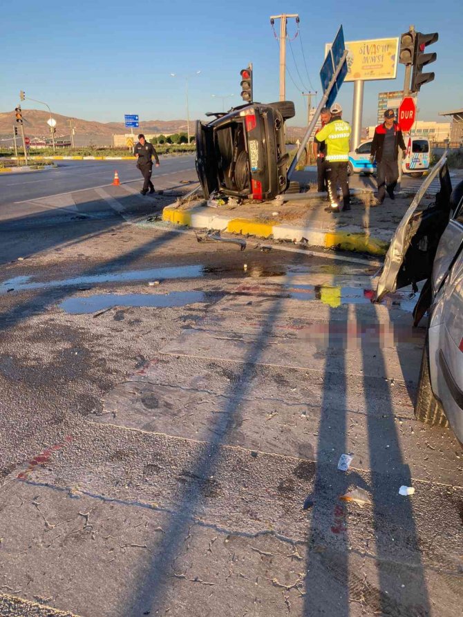 Cip İle Otomobil Çarpıştı: 1 Ölü, 2 Ağır Yaralı