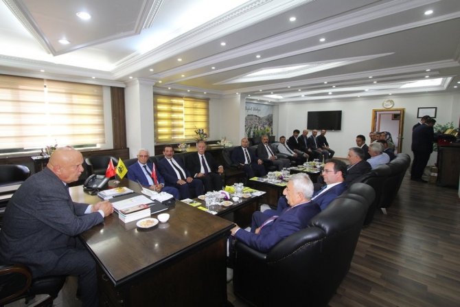 Tesk Genel Başkanı Palandöken Başkan Pekmezci’yi Ziyaret Etti