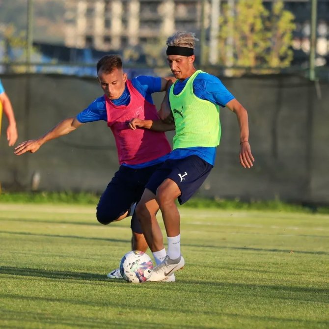 Afyonspor Antrenmanları Sürüyor