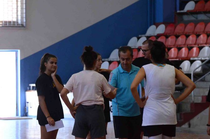 Seçmelere Katılan Sporculara Turgutlu Belediyespor’dan Anlamlı Hareket