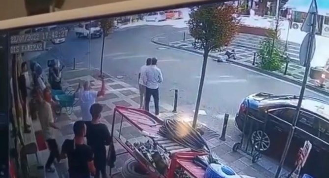 Ümraniye’de Feci Kaza: Motosiklet Sürücüsü Metrelerce Sürüklendi