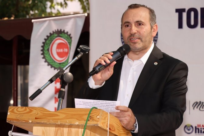 Yalova Belediye İşçileri Zammı Davul Zurnayla Kutladı