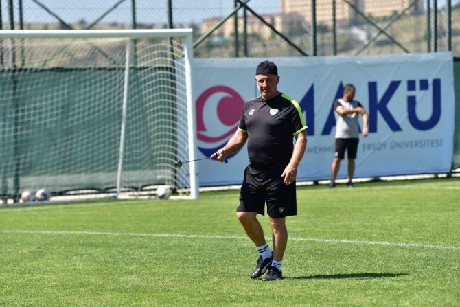 Denizlispor Lige Galibiyetle Başlamak İstiyor