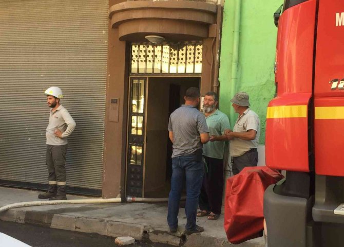 Alaşehir’de Korkutan Ev Yangını