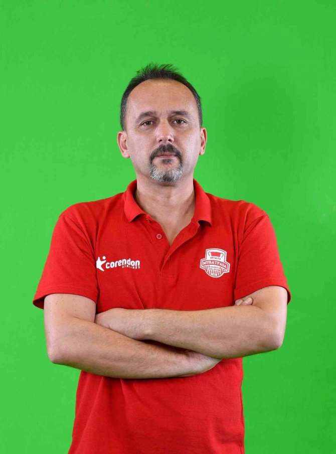 Muratpaşa Belediyespor, Pazartesi Toplanıyor