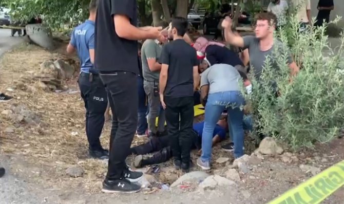 Baba İle Üvey Oğlu Arasındaki Tartışmada Kan Aktı: 2 Yaralı