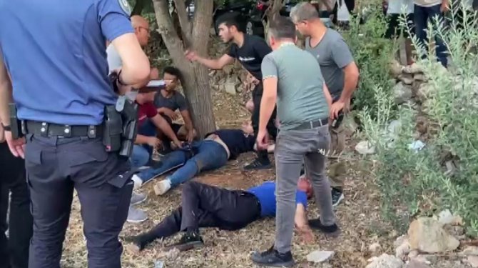 Baba İle Üvey Oğlu Arasındaki Tartışmada Kan Aktı: 2 Yaralı