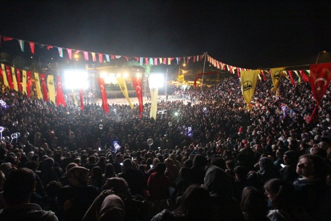 Bayburt’ta Akşam Konserlerine Tuğçe Kandemir’li Final