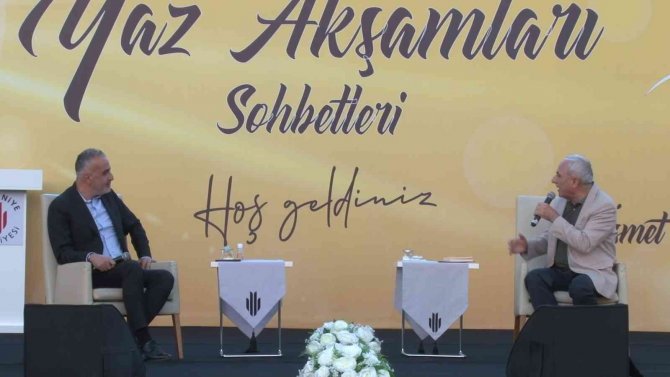 Bekir Develi İle Nurullah Genç ‘Yaz Akşamları Sohbetleri’nde Ümraniyelilerle Buluştu
