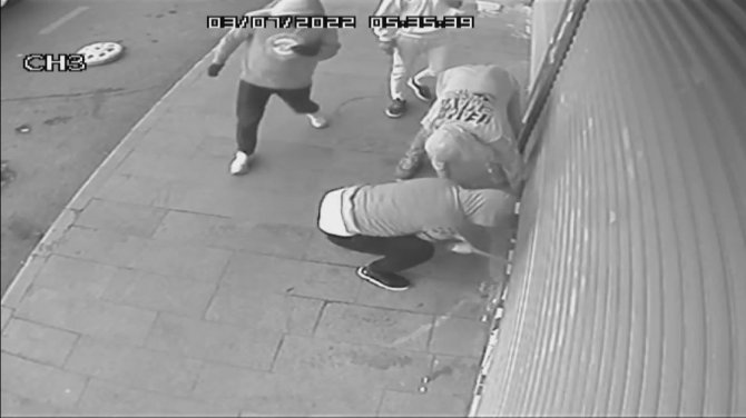 İ̇stanbul’da 2,5 Dakikada 100 Bin Liralık Soygun Kamerada