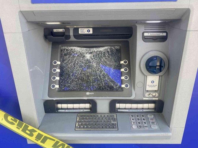 Bursa’da Atm’lere Çirkin Saldırı