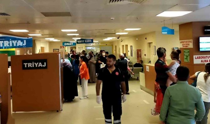 Sünnet Düğününde Tavuklu Pilavdan Zehirlenen 100 Kişi Hastanelere Başvurdu