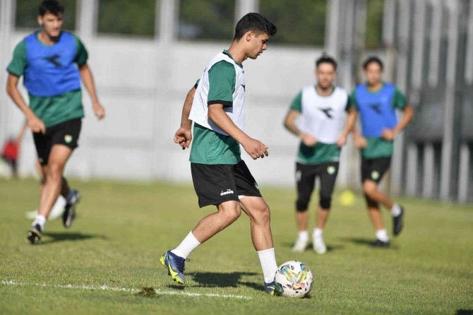 Bursaspor’da Kıran Kırana Antrenman