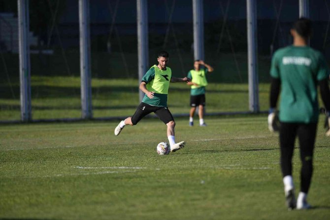 Bursaspor’da Kıran Kırana Antrenman