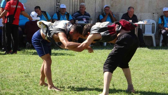 Hatay’da Türkiye Aba Güreşi Şampiyonası Müsabakaları Başladı