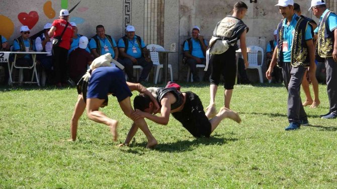 Hatay’da Türkiye Aba Güreşi Şampiyonası Müsabakaları Başladı