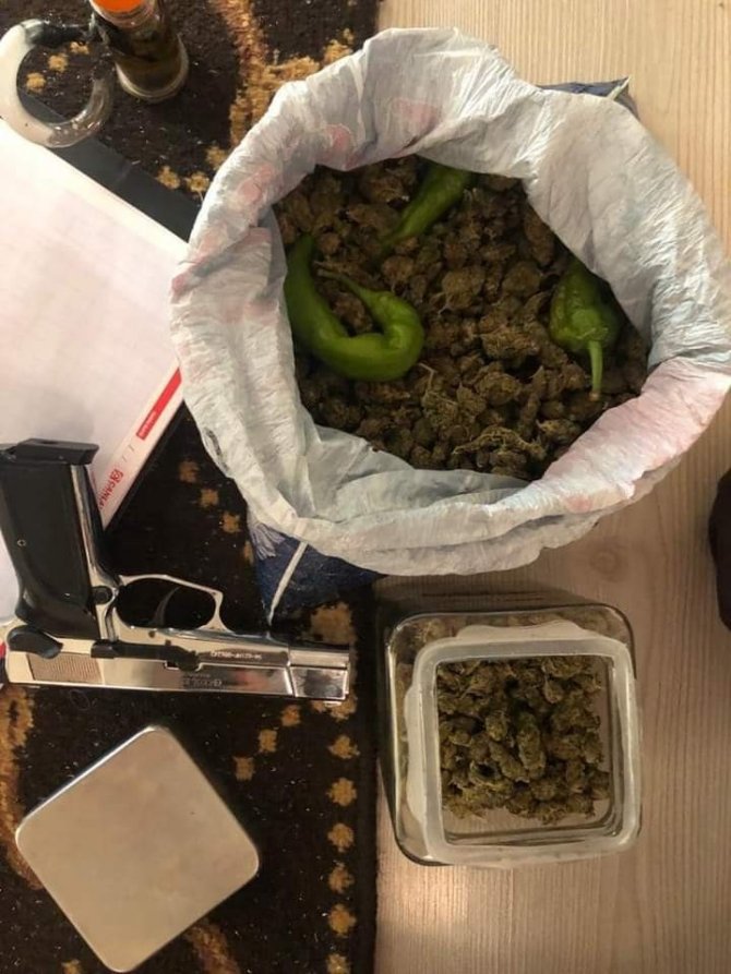 Zehir Taciri Polisten Kaçamadı