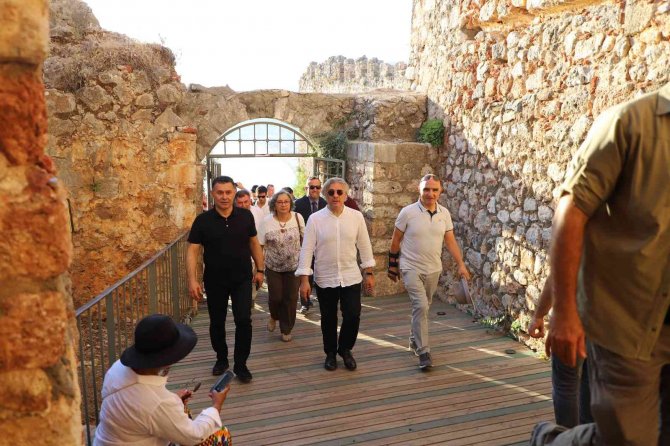 Kültür Ve Turizm Bakan Yardımcısı Demircan Alanya’da İncelemelerde Bulundu