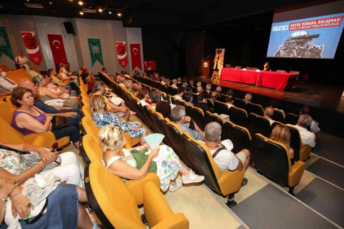 Akademisyenler Mübadil Kültürü Ve Sanatını Paylaştı