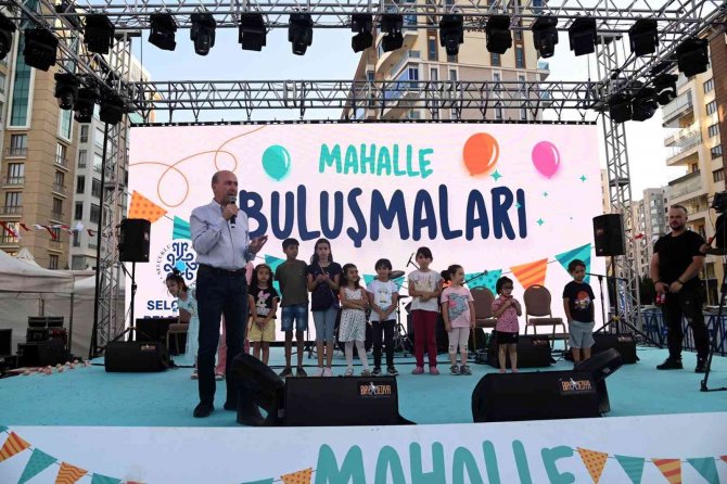 Selçuklu’da Mahalle Buluşmaları Sürüyor