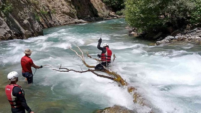 Kayıp Hemşireyi Arama Çalışmaları 44’üncü Gününde Sürüyor